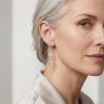 Lógós ezüst hatszög fülbevaló