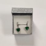 Ékszer díszdoboz kisméretű ezüst színű