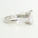 Ezüst eljegyzési gyűrű szögletes cirkónia kővel